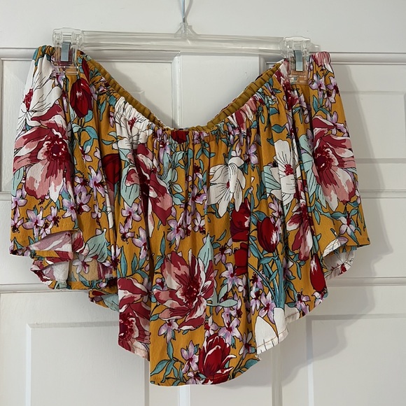 Leith Tops - Leith Floral Off the Shoulder Crop Top